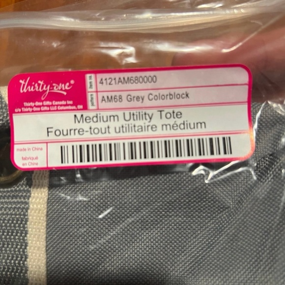 Thirty One Medium Utility Tote in Grey Colorblock with Monogram - Picture 2 of 5